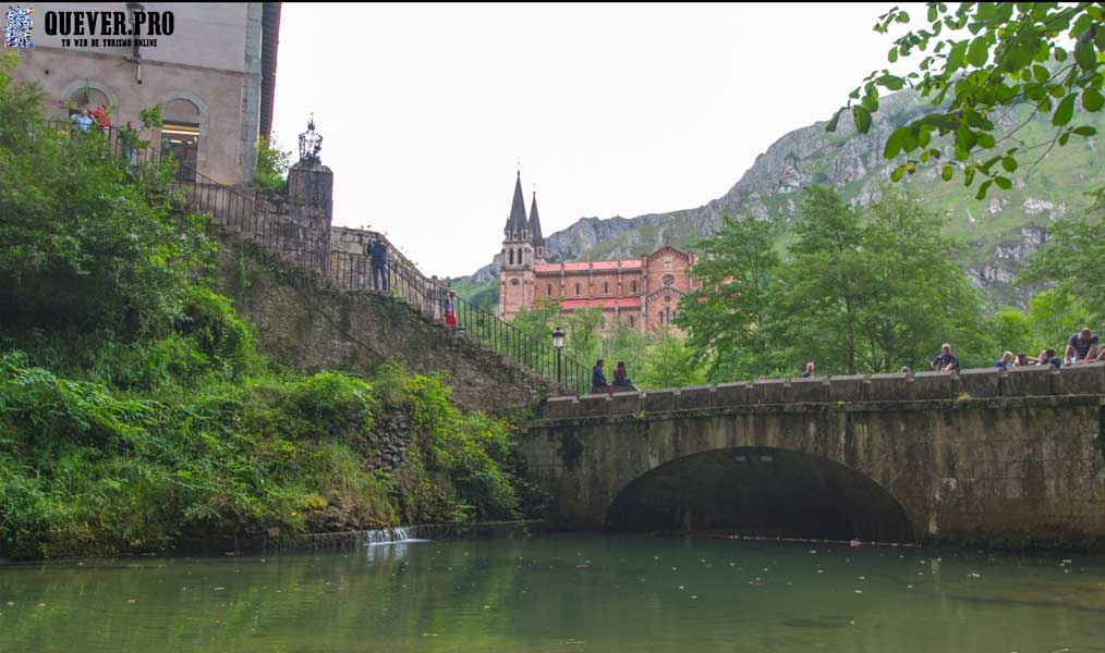 Pozón en Covadonga