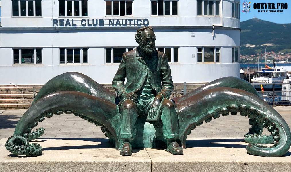 Monumento Homenaje a Julio Verne