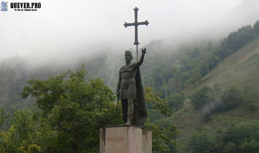 Monumento a Don Pelayo en Covadonga