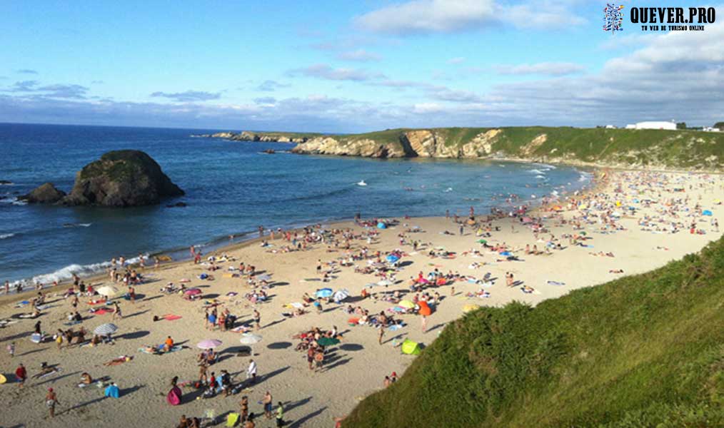 Playa de Peñarronda en Castropol