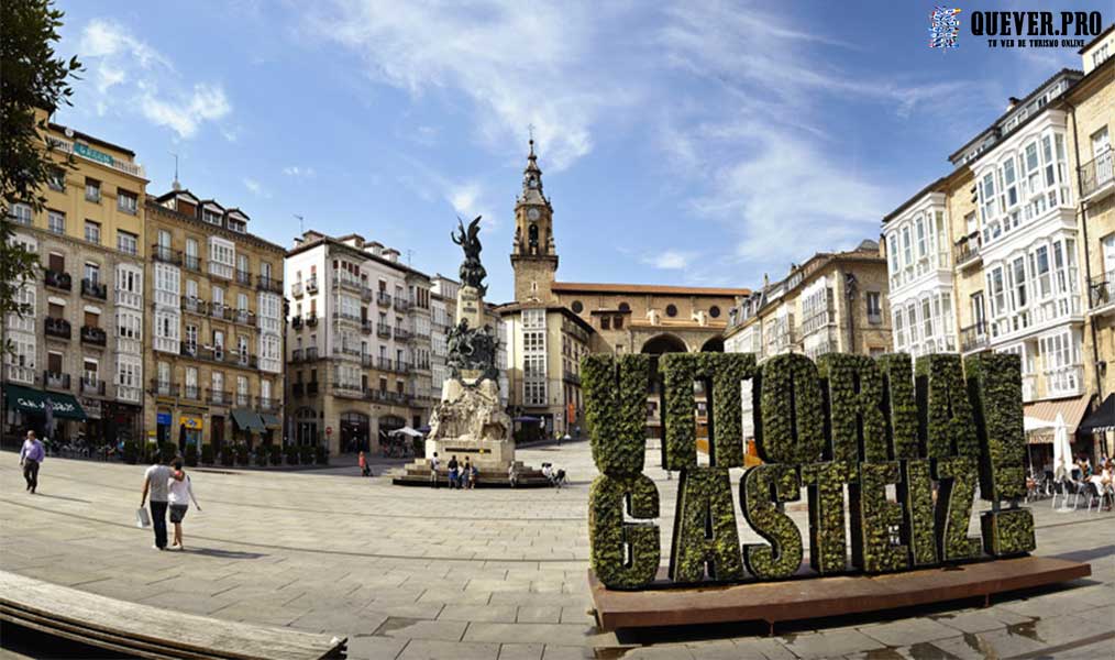 Plaza de la Virgen Blanca Vitoria