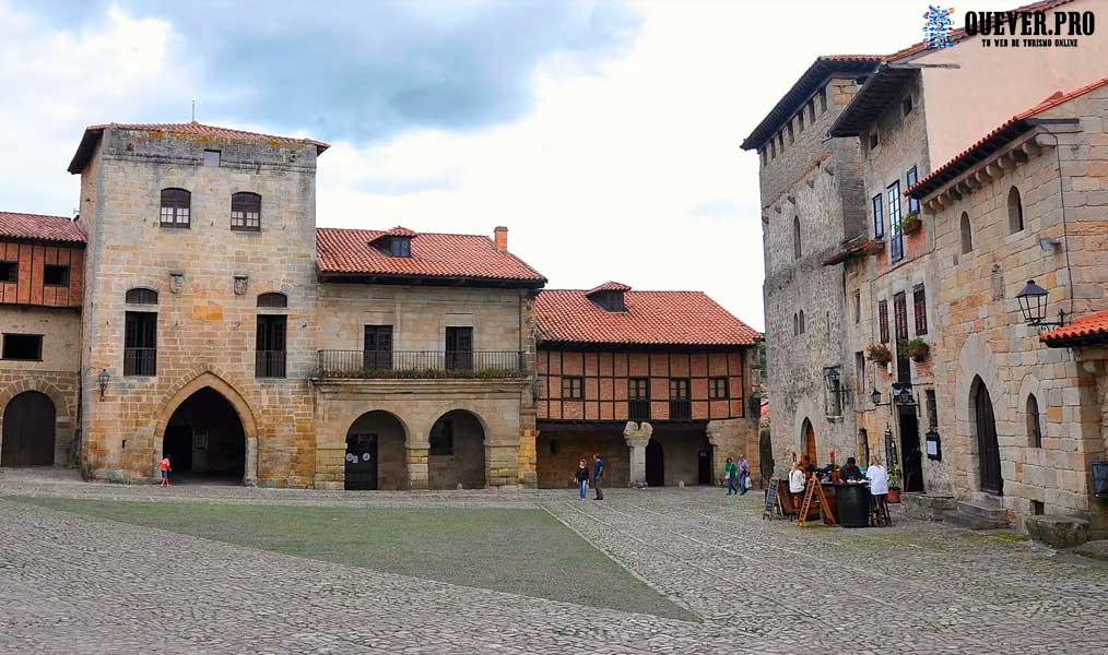 Plaza Mayor de Santillana del Mar