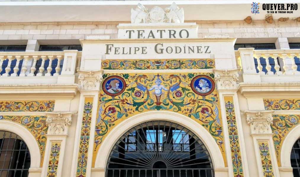 Teatro Felipe Godínez en Moguer